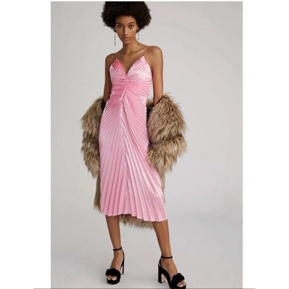 NWT Delfi Collective Marilyn Dress in Magenta Dark Pink Velvet Size Small - Picture 2 of 14